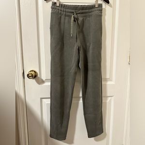 Lululemon Softstreme jogger